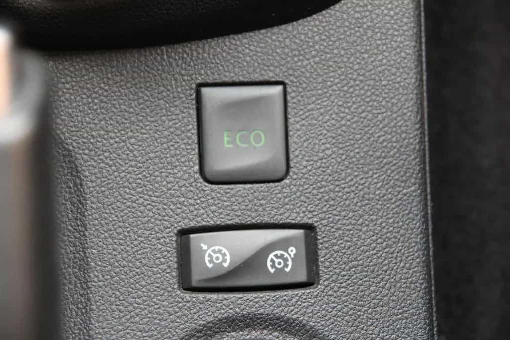 Renault Captur Intens LED&Navi&Shz&Bluetooth 11/2017-photo-27