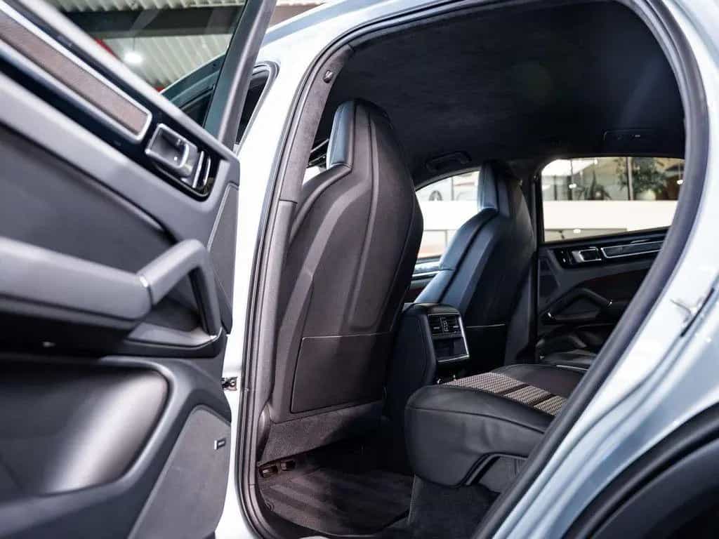 Porsche Cayenne Cayenne S 2.9 Bi-Turbo V6 - Lightweight 09/2020-photo-13