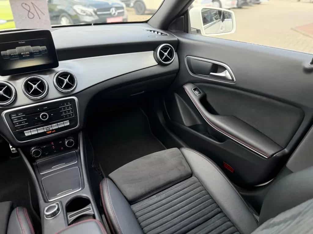 Mercedes-Benz CLA 200 Shooting Brake AMG LED Automatik 09/2016-photo-21