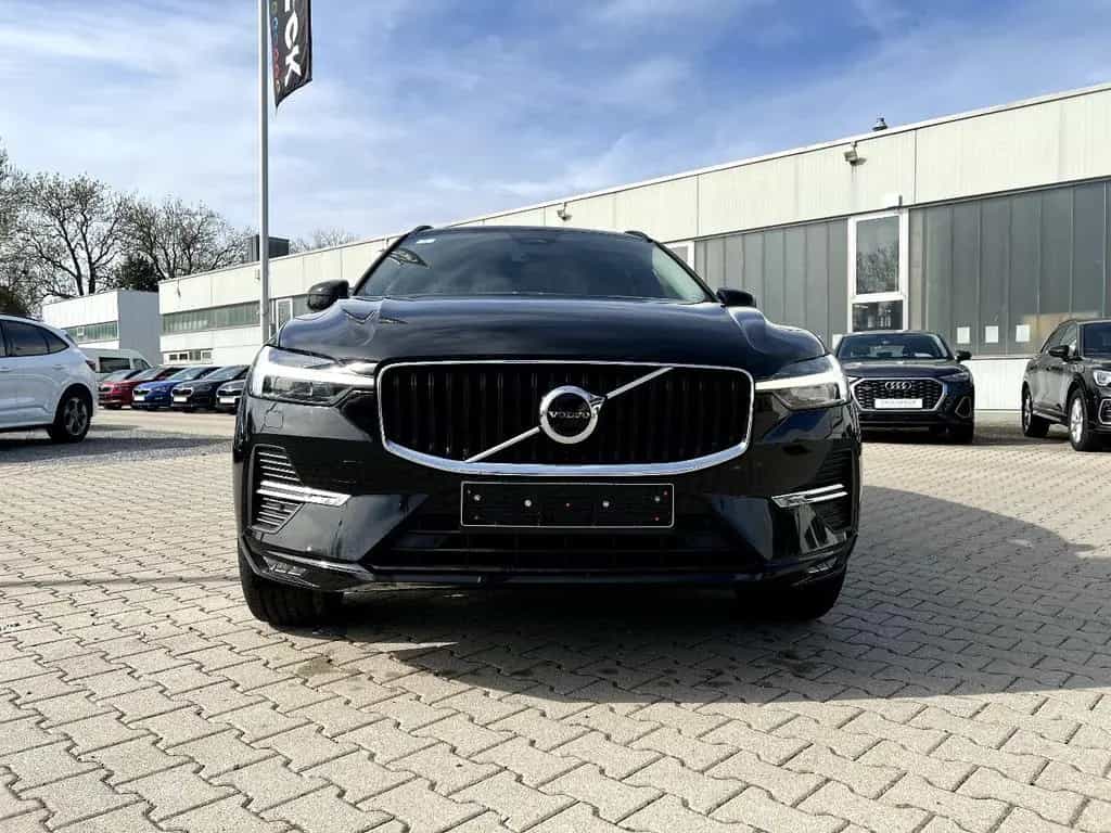 Volvo XC60 B4 Core *LED Navi Leder AHK ACC DAB* 12/2022-photo-5