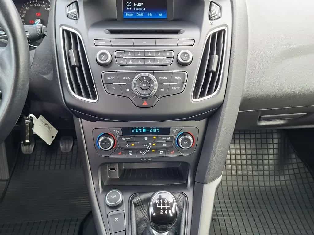 Ford Focus Business Edt. Turnier 1.0 EB AHK | SHZ | L 12/2017-photo-13