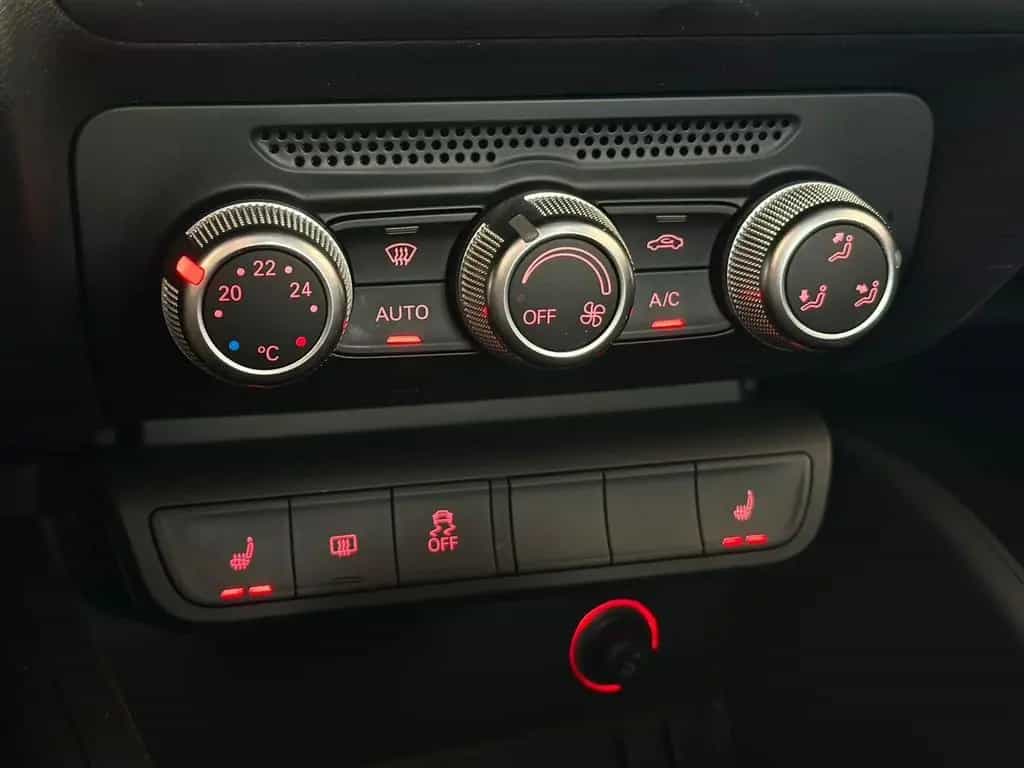 Audi A1 1.4TFSI S LINE BIXEN#SHZ#TEMPO#NAVI#KLIMA#PDC 07/2016-photo-20