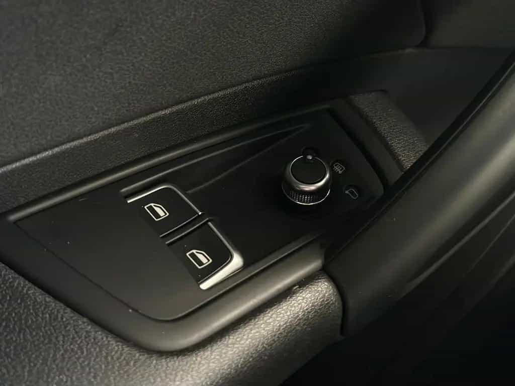 Audi A1 1.4TFSI S LINE BIXEN#SHZ#TEMPO#NAVI#KLIMA#PDC 07/2016-photo-26