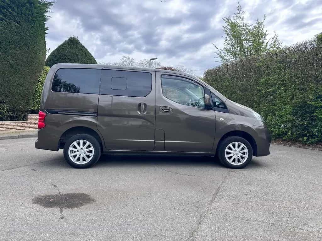 Nissan NV200 03/2017-photo-2