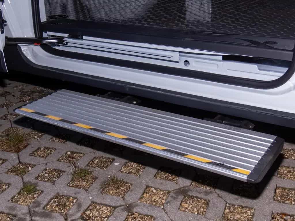 Maxus Deliver 7 Diesel L2 H1 FWD Luxury LED Kamera SHZ null-photo-15