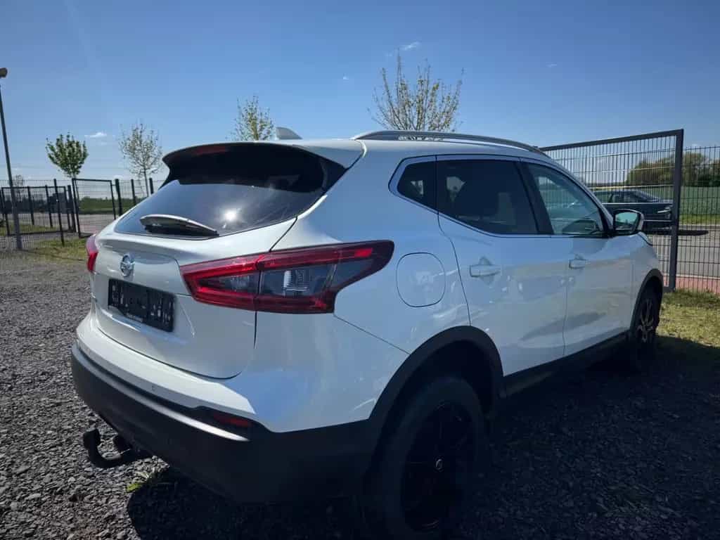 Nissan Qashqai 1.7 dCi Xtronic Tekna+ ALL-MODE 4x4i... 12/2019-photo-3