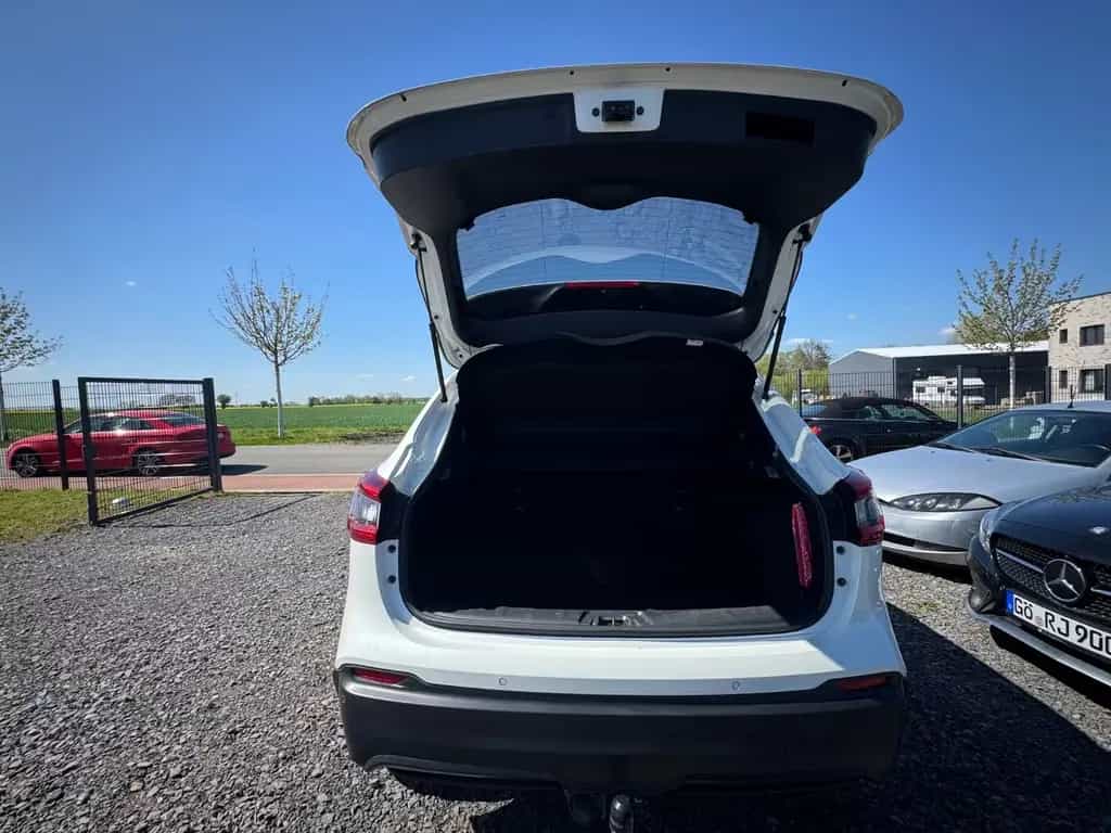 Nissan Qashqai 1.7 dCi Xtronic Tekna+ ALL-MODE 4x4i... 12/2019-photo-8