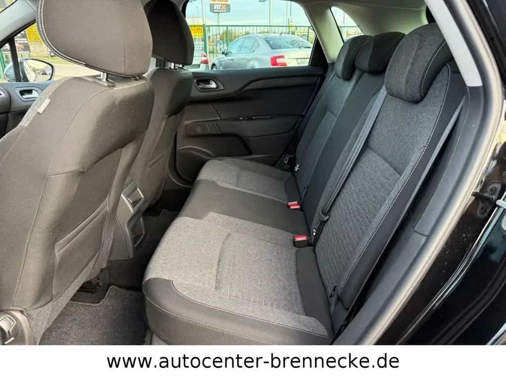 Citroën C4 1.2 Pure Tech 110 Selection HU 09/2027 06/2015-photo-10