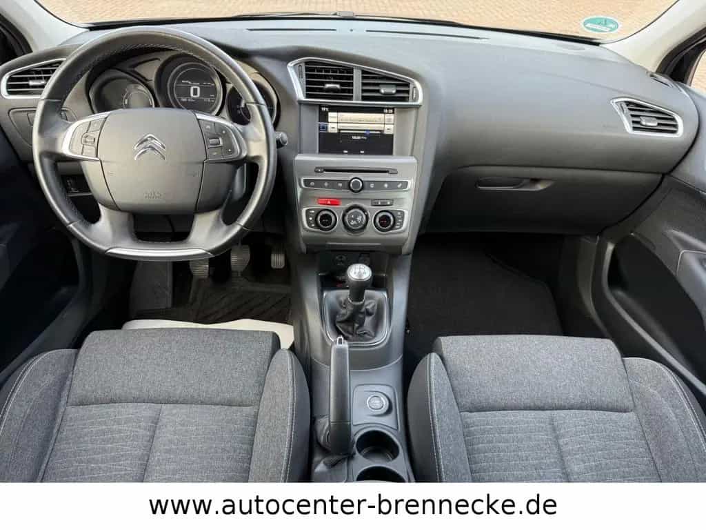 Citroën C4 1.2 Pure Tech 110 Selection HU 09/2027 06/2015-photo-11