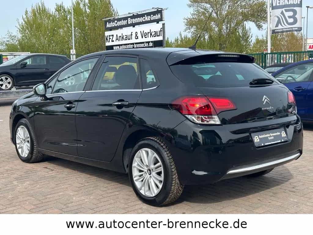 Citroën C4 1.2 Pure Tech 110 Selection HU 09/2027 06/2015-photo-4