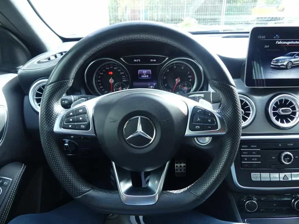 Mercedes-Benz A 180 Autom. AMG XENON/NAVI/KAMERA 07/2017-photo-14