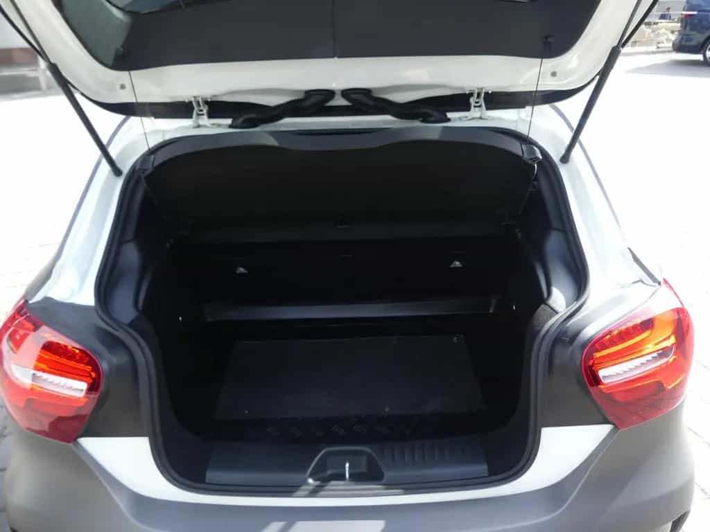Mercedes-Benz A 180 Autom. AMG XENON/NAVI/KAMERA 07/2017-photo-21