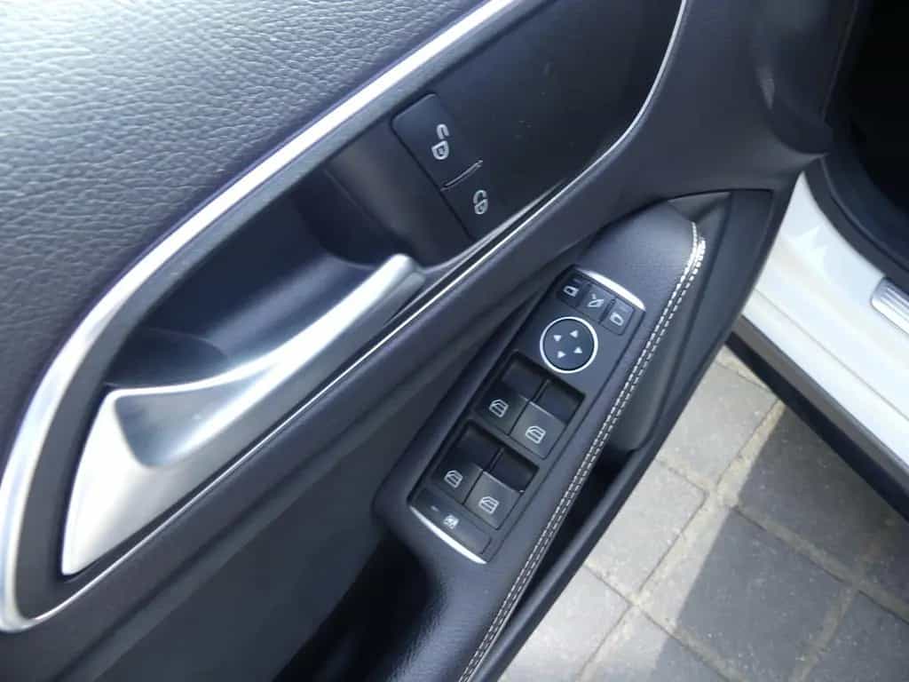 Mercedes-Benz A 180 Autom. AMG XENON/NAVI/KAMERA 07/2017-photo-23