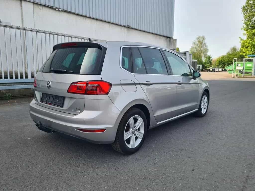 Volkswagen Golf Sportsvan VII Highline 1-Hd ServiceGarantie 08/2016-photo-3