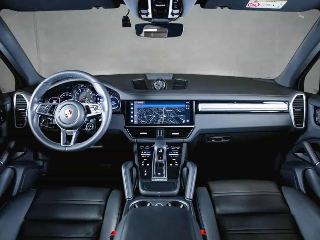 Porsche Cayenne Platinum Edition Luftfederung 06/2022-photo-15