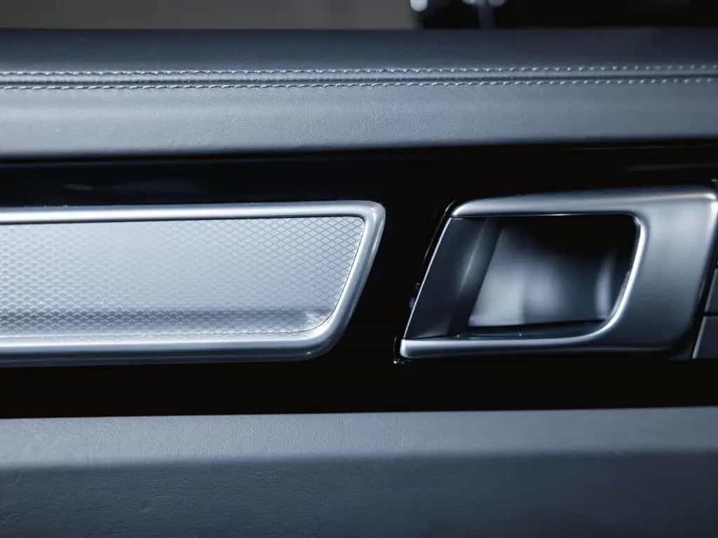 Porsche Cayenne Platinum Edition Luftfederung 06/2022-photo-23
