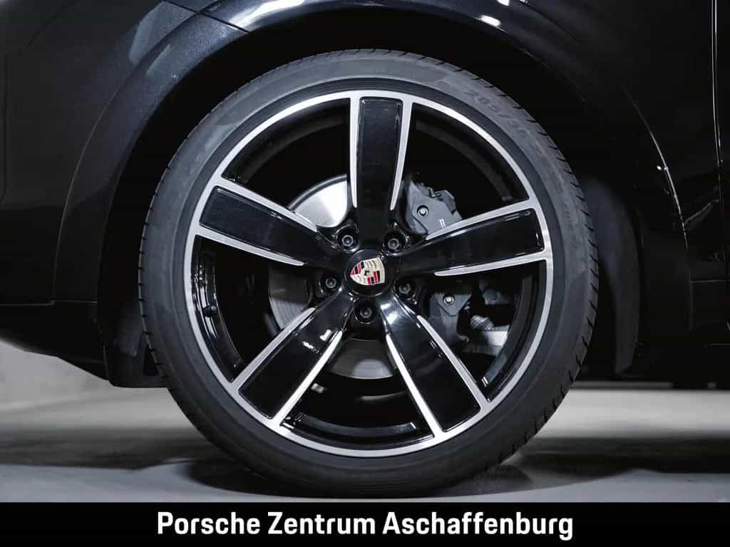 Porsche Cayenne Platinum Edition Luftfederung 06/2022-photo-8