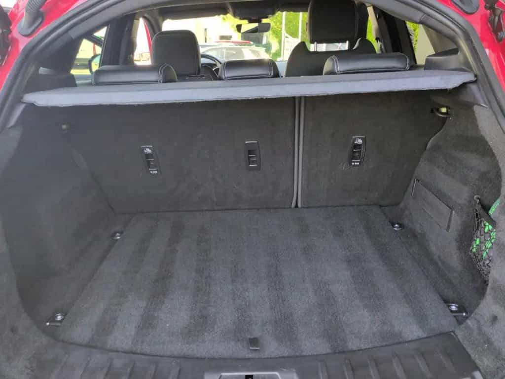 Jaguar E-Pace P250 AWD R-Dynamic SE AHK Black-P. Kamera 11/2019-photo-15