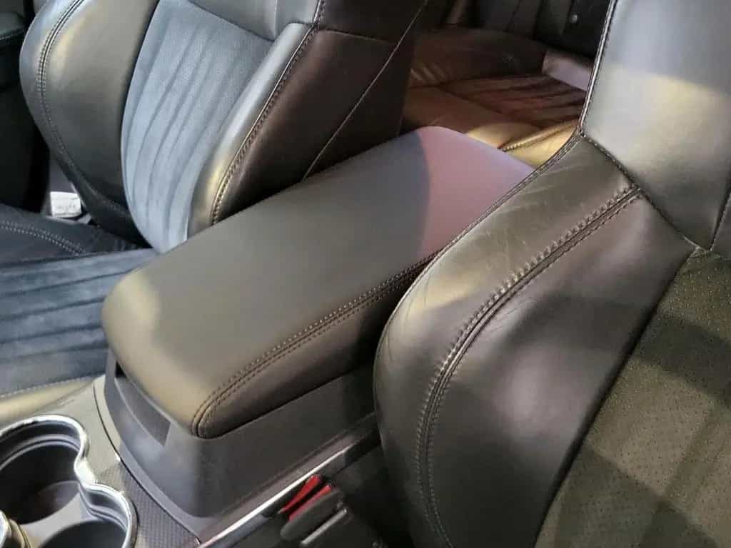 Chrysler 300C SRT Design 3.0 CRD 03/2011-photo-9