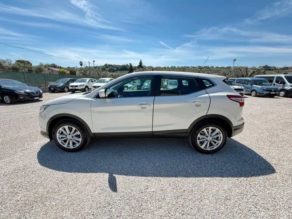 Nissan Qashqai 1.5 dCi 110 cv 109.184 km unico p 12/2015-photo-3