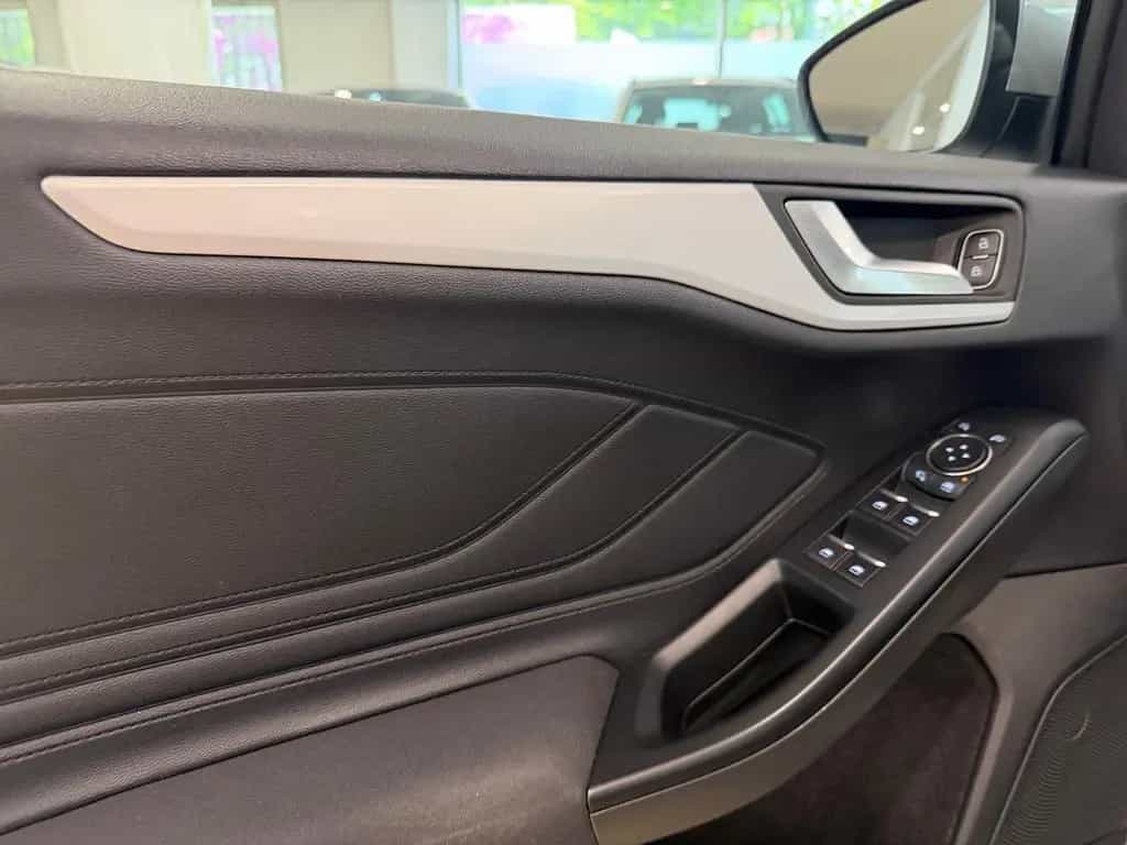 Ford Focus 1.5 EcoBlue Cool Connect S/S *Parkpilot+1H 08/2019-photo-16