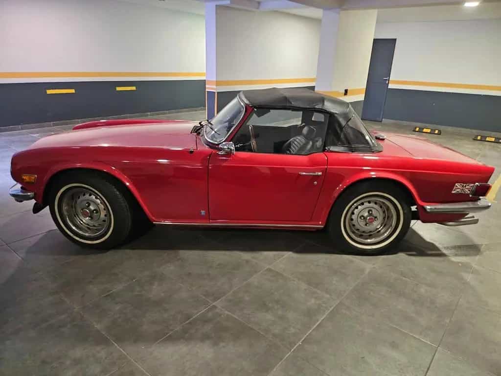 Triumph TR6 04/1976-photo-10