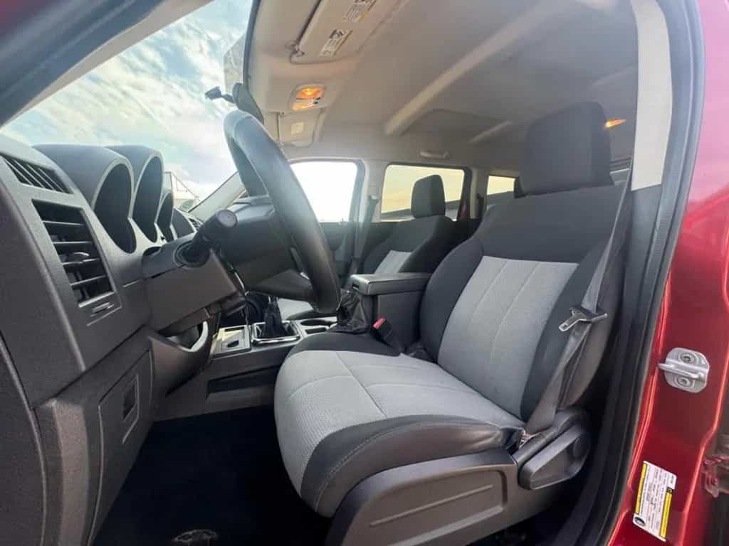 Dodge Nitro SE 4WD 2.8 130kW AHK - TÜV+ZAHNRIEMEN NEU 03/2010-photo-12