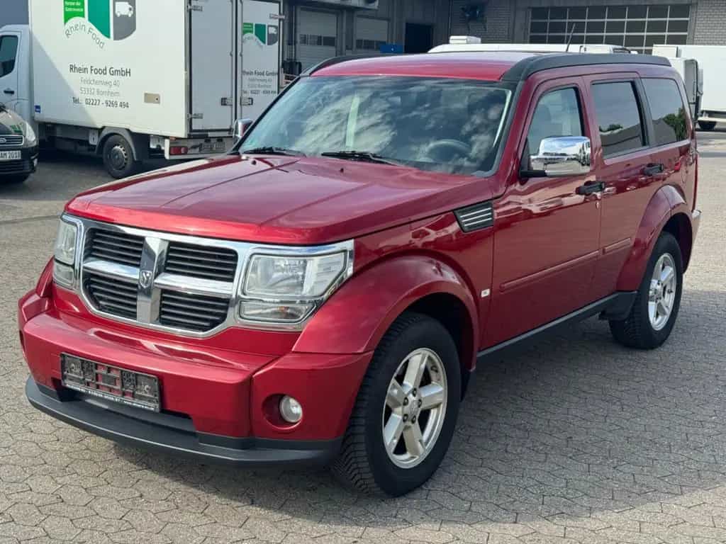 Dodge Nitro SE 4WD 2.8 130kW AHK - TÜV+ZAHNRIEMEN NEU 03/2010-photo-1