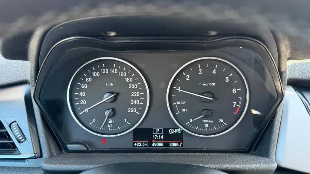 BMW 218 Active Tourer 218 2 Active Tourer 218 i/2.Hd/Navi/SHZ/Garanti 06/2015-photo-7