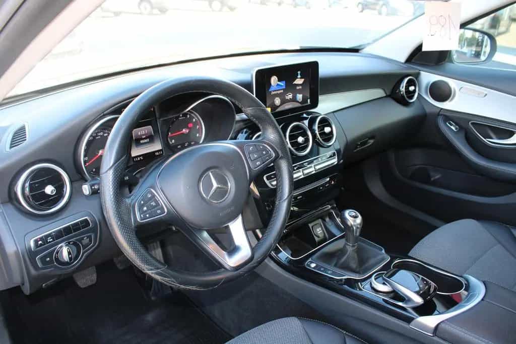 Mercedes-Benz C 180 CGI Limousine LED NAVI Standheiz Scheckhef 03/2015-photo-9