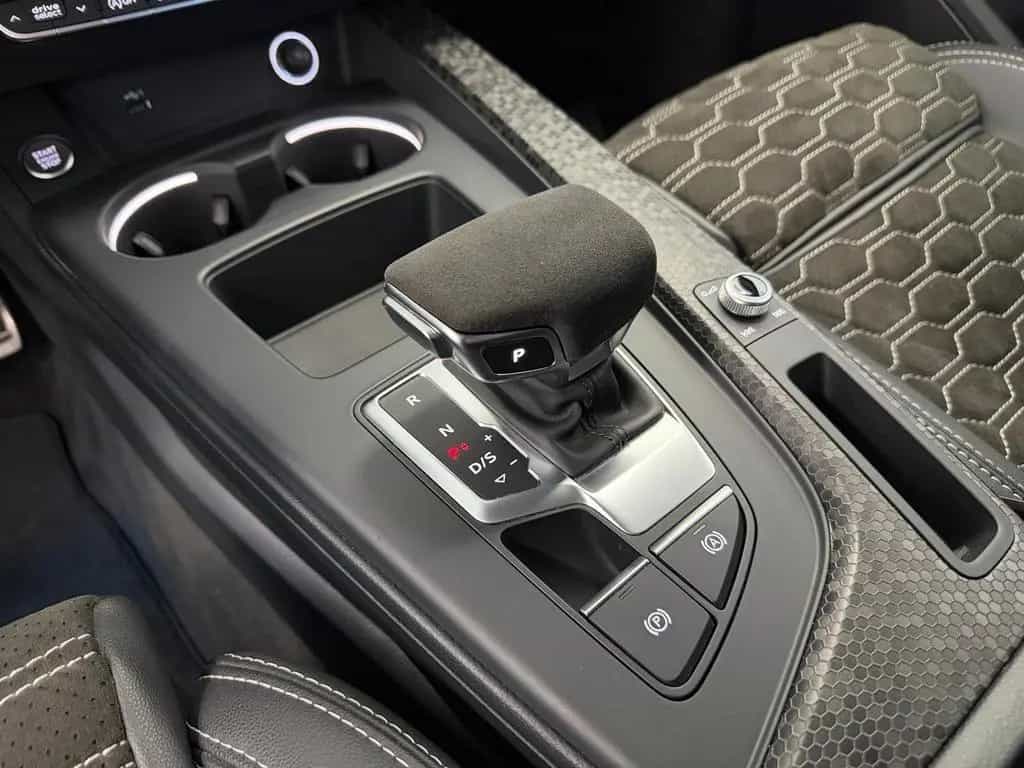 Audi A4 40 TDI ACC Kamera virtual AHK CarPlay Sound 03/2020-photo-13