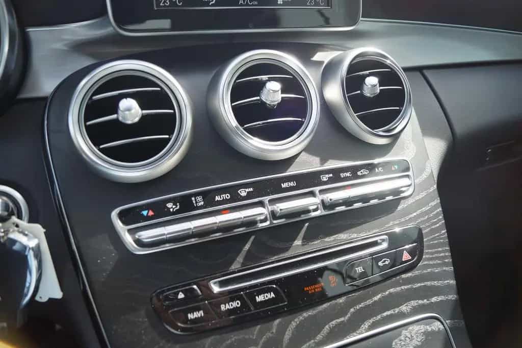 Mercedes-Benz C 200 AMG-Line I LED I Sitzheizung I Cabrio-Komf 06/2017-photo-24