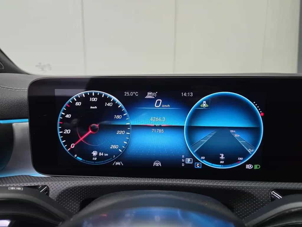Mercedes-Benz CLA 250 SB 4-Matic AMG *Pano*ACC*HuD*LED* 08/2021-photo-25