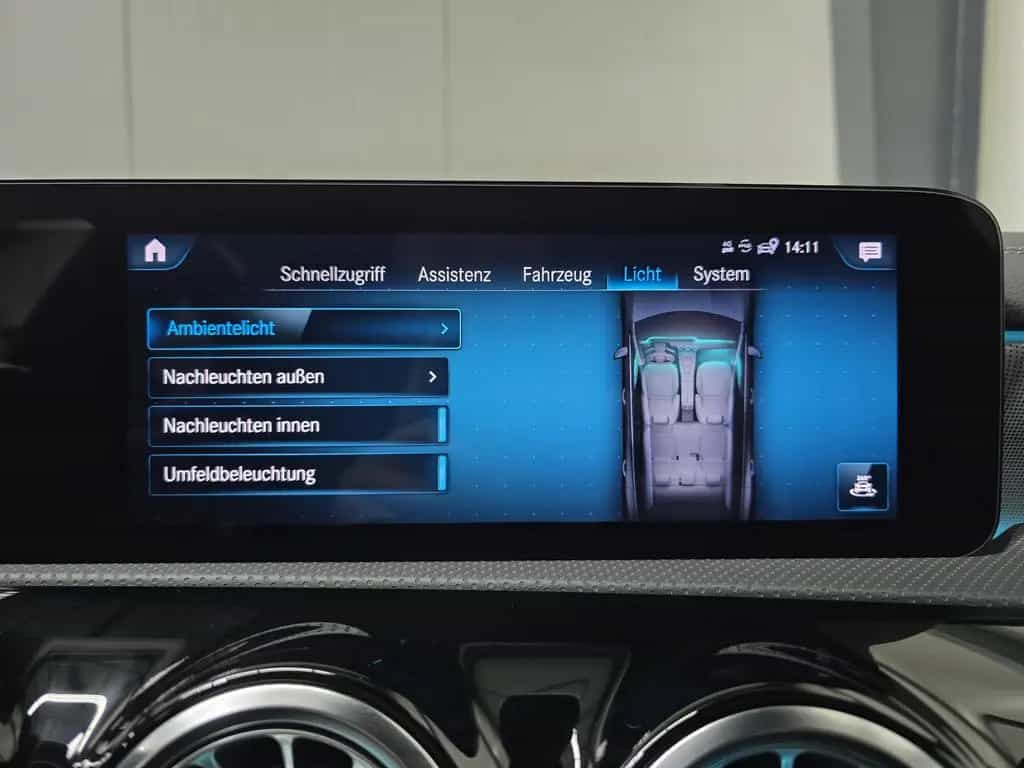 Mercedes-Benz CLA 250 SB 4-Matic AMG *Pano*ACC*HuD*LED* 08/2021-photo-44