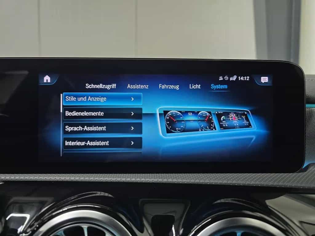 Mercedes-Benz CLA 250 SB 4-Matic AMG *Pano*ACC*HuD*LED* 08/2021-photo-45