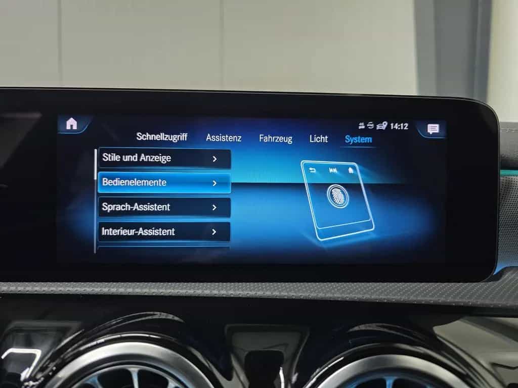 Mercedes-Benz CLA 250 SB 4-Matic AMG *Pano*ACC*HuD*LED* 08/2021-photo-46