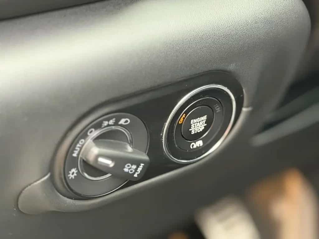 Maserati Levante GranLusso Pan. 22 Zol.Luftf.Voll Voll 06/2019-photo-25