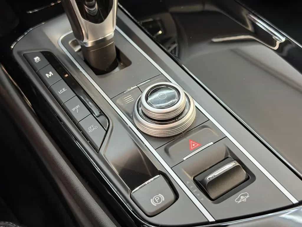 Maserati Levante GranLusso Pan. 22 Zol.Luftf.Voll Voll 06/2019-photo-31