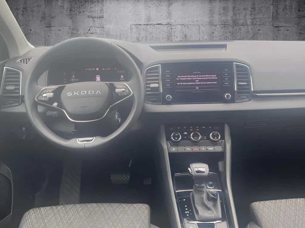 Skoda Karoq 1.5 TSI Selection Tour DSG Navi+PDC+LED+SH 08/2025-photo-6