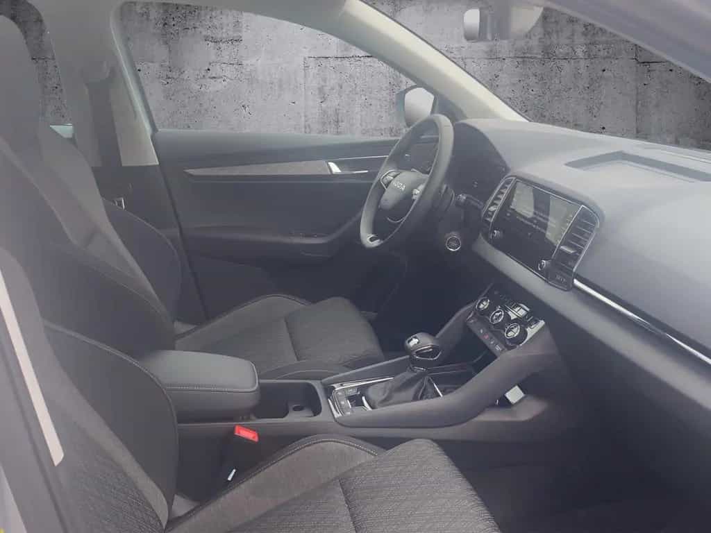 Skoda Karoq 1.5 TSI Selection Tour DSG Navi+PDC+LED+SH 08/2025-photo-9