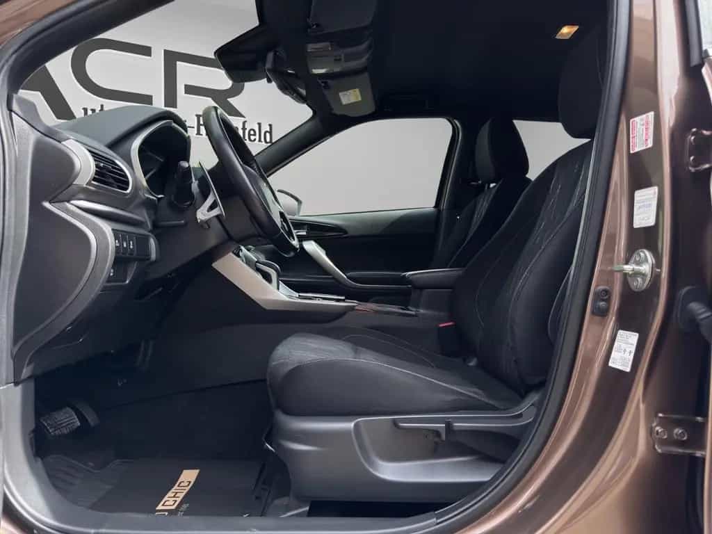 Mitsubishi Eclipse Cross CearTec 1,5 T-MIVEC *II.HAND*AHK*360°*S-HEFT* 01/2020-photo-8