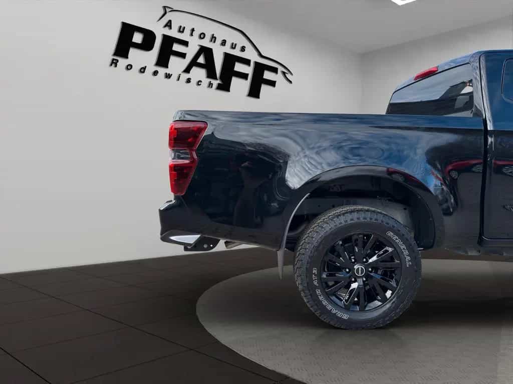 Isuzu D-Max Space Cab 4x4 LS | VIELE EXTRAS | TOP 04/2026-photo-23