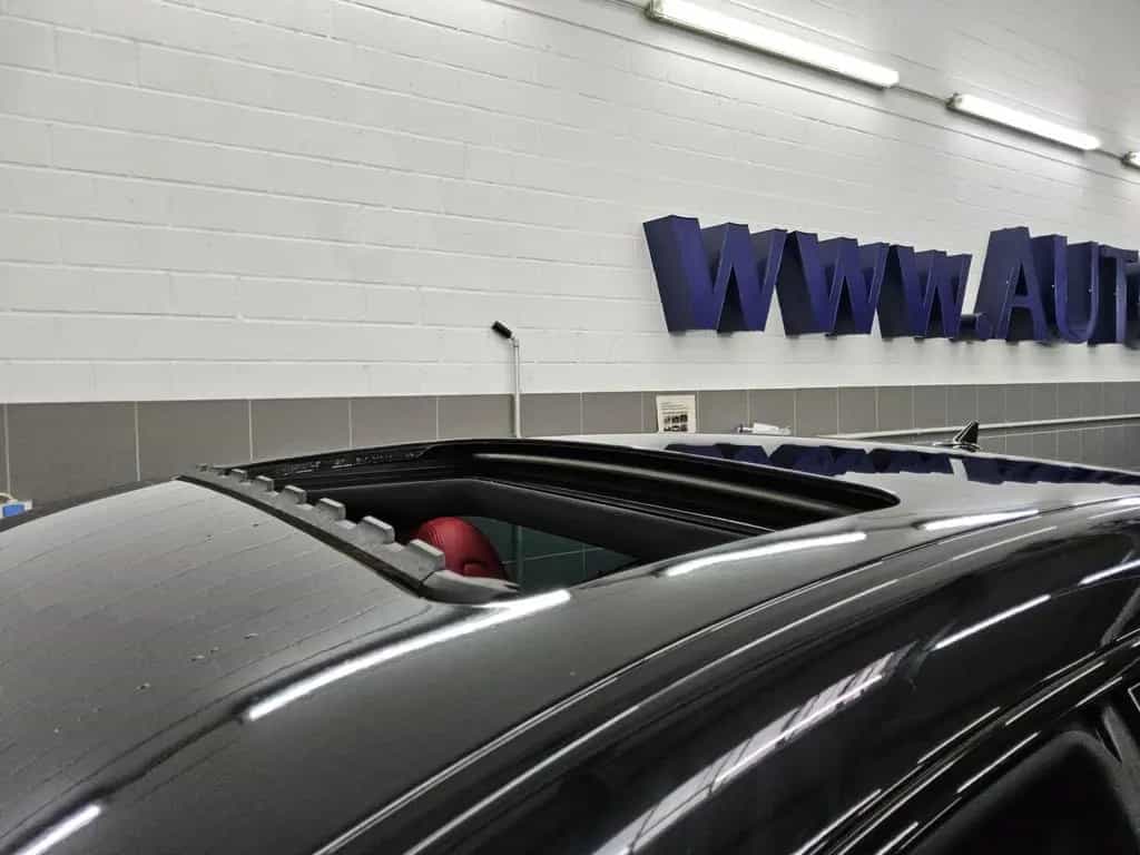 Maserati Ghibli 3.0 V6 Leder Navi Schiebedach Kamera 06/2019-photo-9
