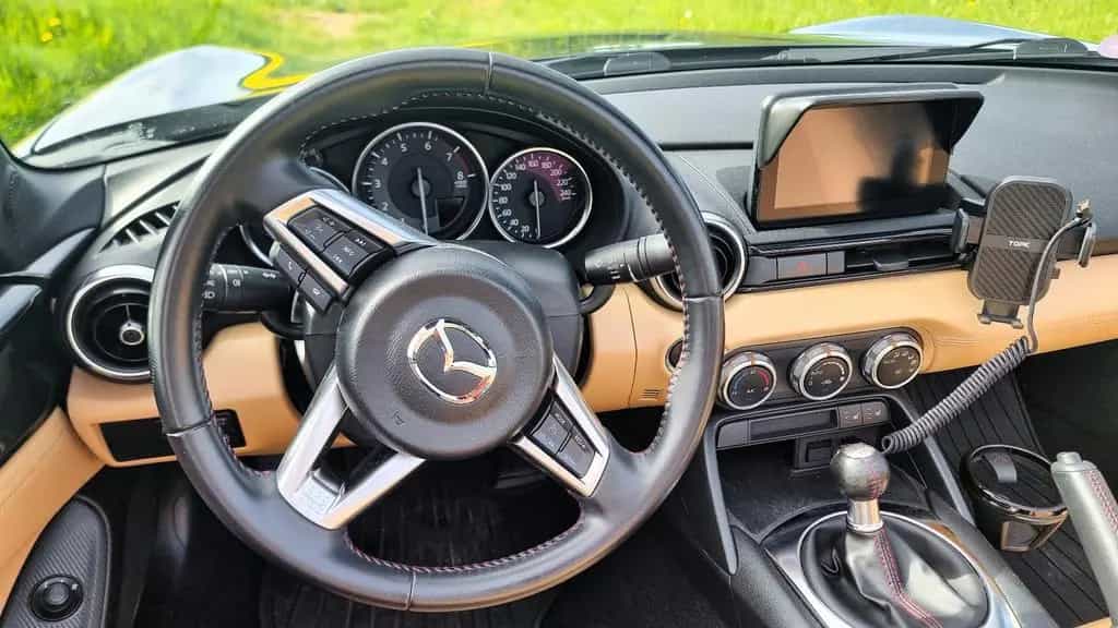 Mazda MX-5 2.0 SKYACTIV-G 160 Sakura 03/2018-photo-5