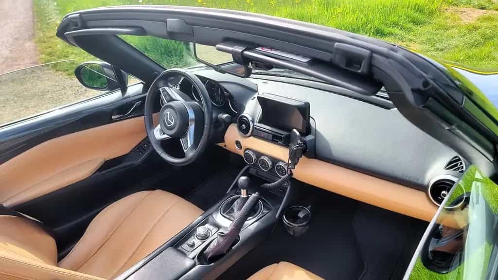 Mazda MX-5 2.0 SKYACTIV-G 160 Sakura 03/2018-photo-8