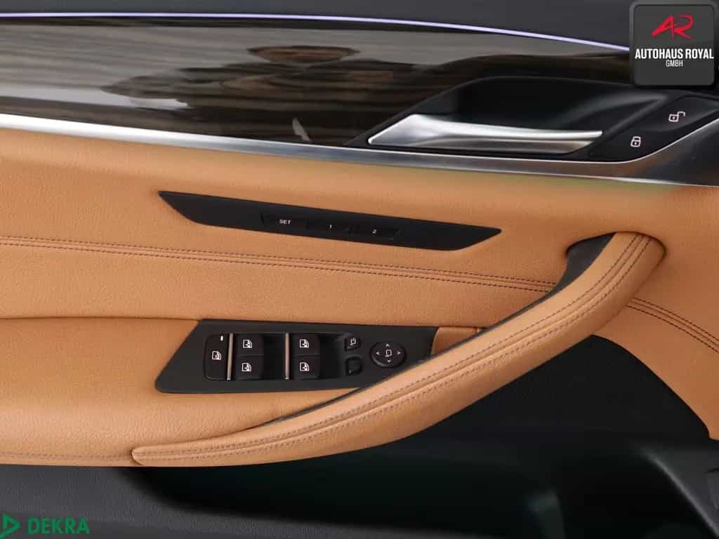 BMW 520 d T M SPORT SITZKLIMA,360GRAD,HUD,MEMORY,ACC 04/2019-photo-23