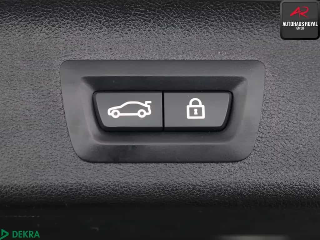 BMW 520 d T M SPORT SITZKLIMA,360GRAD,HUD,MEMORY,ACC 04/2019-photo-25