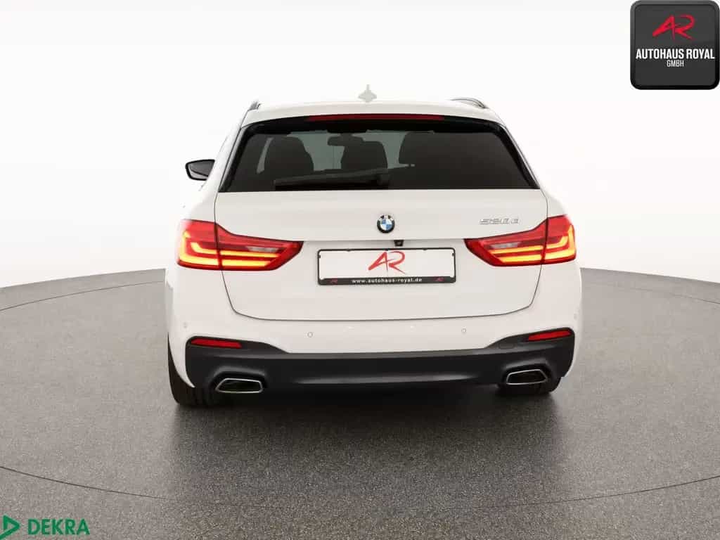 BMW 520 d T M SPORT SITZKLIMA,360GRAD,HUD,MEMORY,ACC 04/2019-photo-3