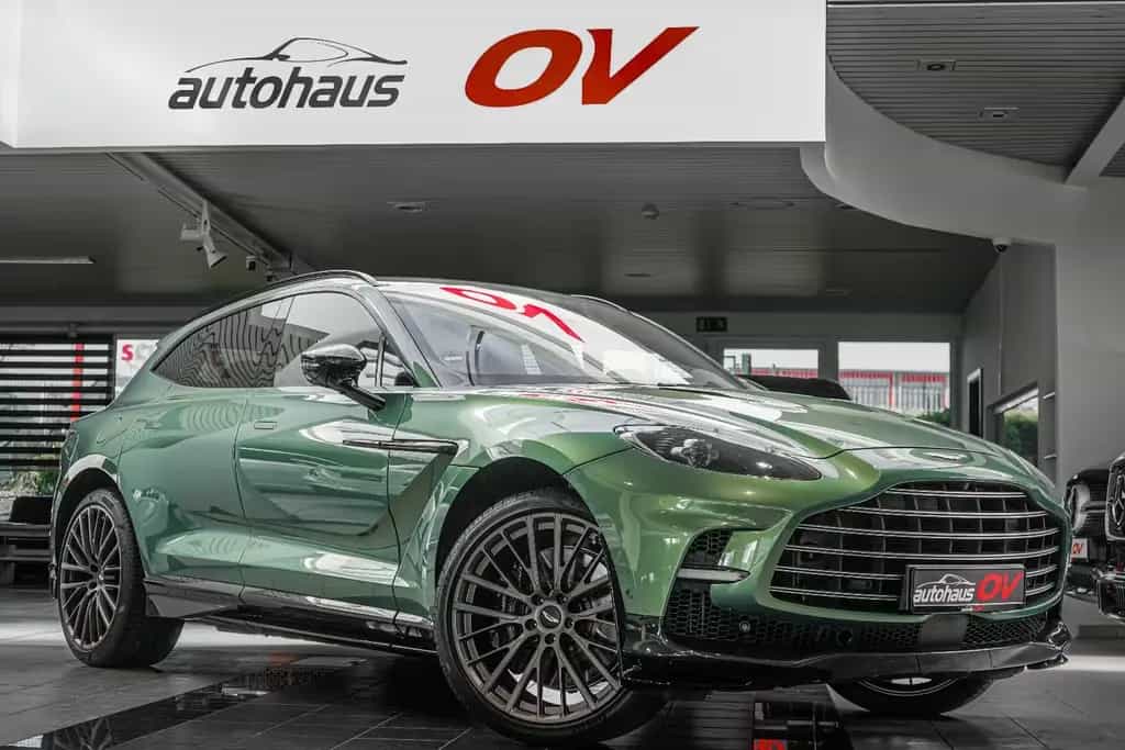 Aston Martin DBX 707 * Carbonpaket * Copper Bronze * Monotone 05/2025-photo-16