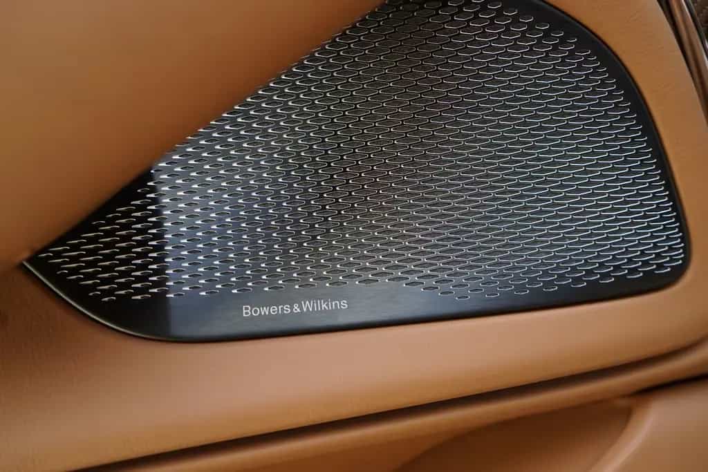 Aston Martin DBX 707 * Carbonpaket * Copper Bronze * Monotone 05/2025-photo-42